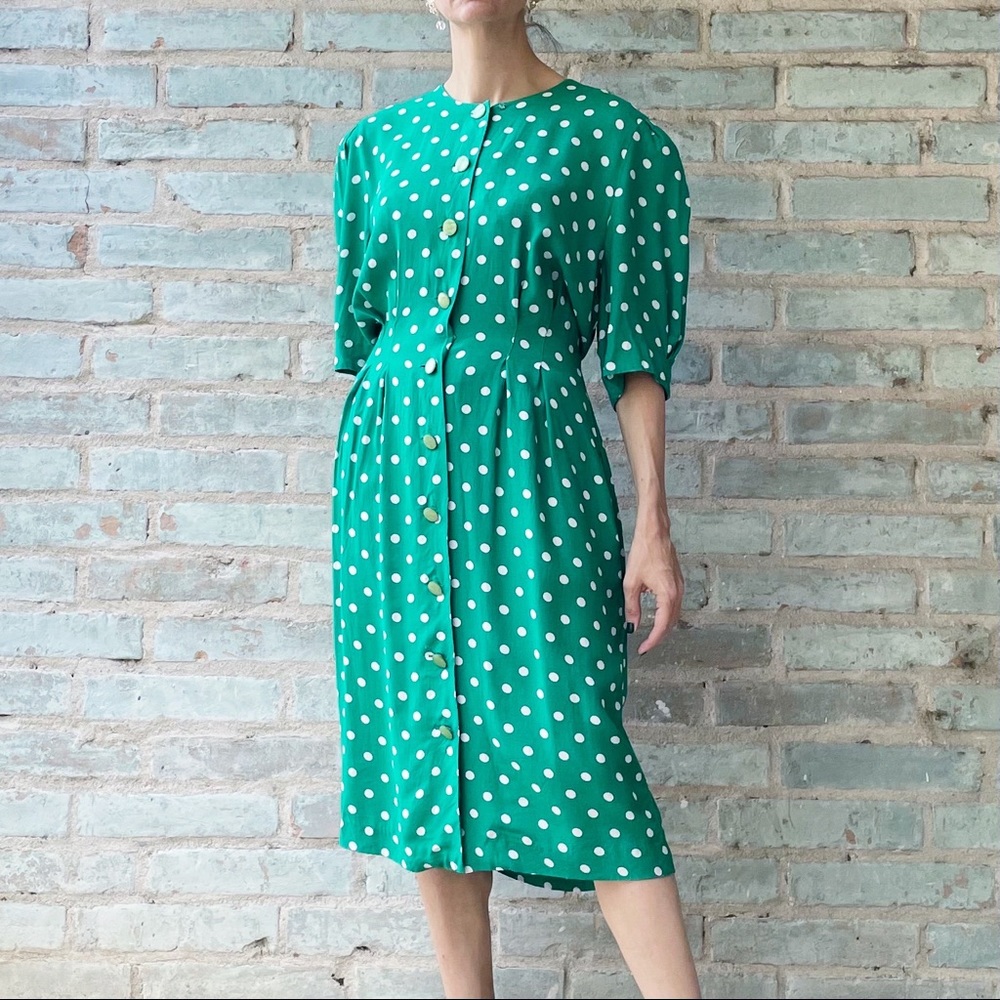 Vintage 80s Dress Kelly Green White Polka Dot Lightweight Rayon Sheath Midi